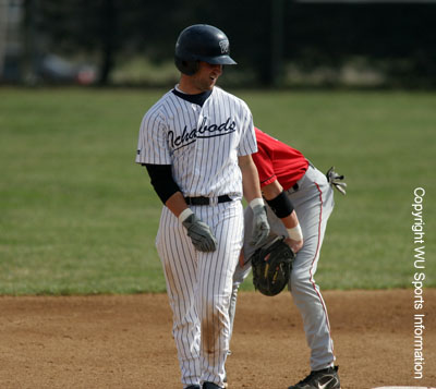 07BaseballManginoUNO03