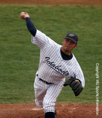 07BaseballStrothUNO01