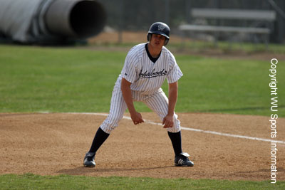 07BaseballWaltonUNO02